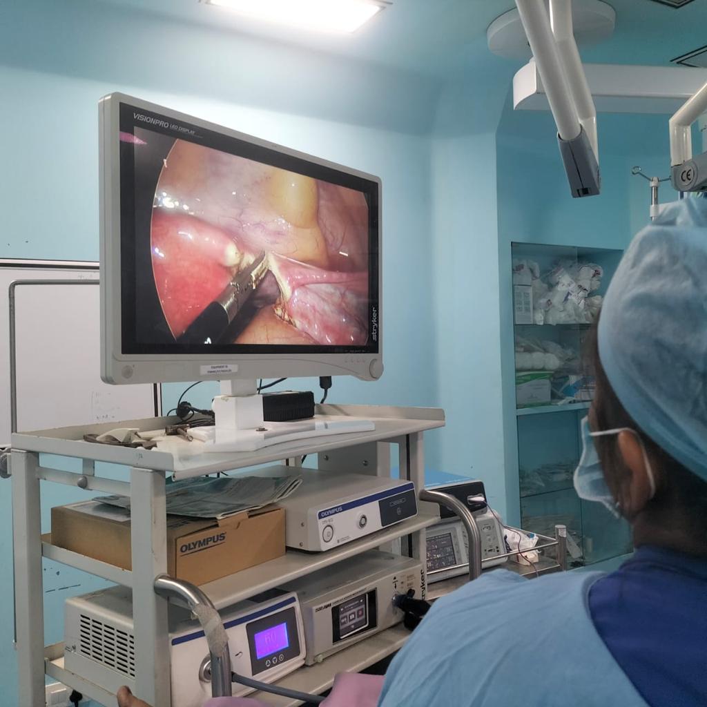 आईटीएम अस्पताल में पहली बार ‘दूरबीन द्वारा बच्चेदानी’ का सफल ऑपरेशन